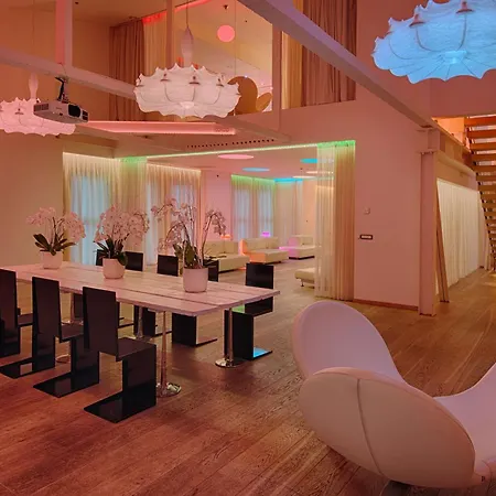 Nhow Szálloda Milánó