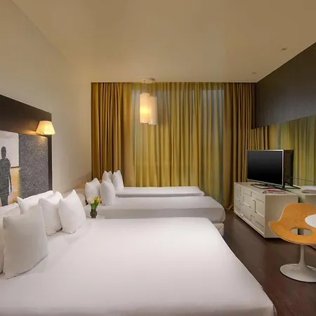 Hotel Nhow 4*