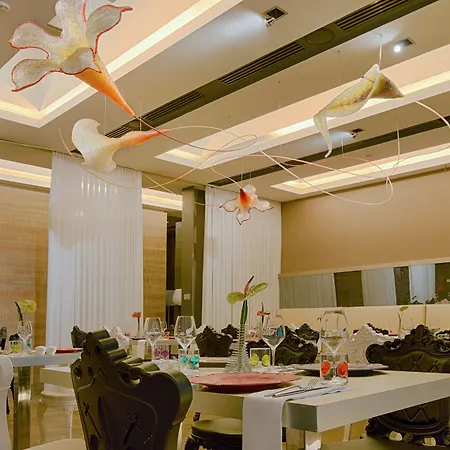 Nhow Hotel 4*