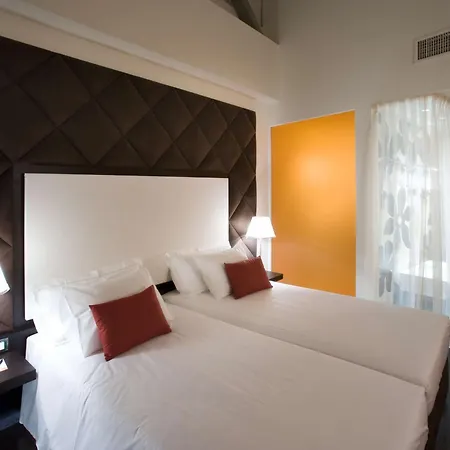 Nhow Otel 4*