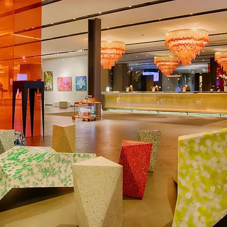 Otel Nhow 4*